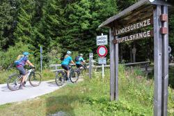 Bei einer grenzüberschreitenden Radtour geht es von Wistlberg nach Fürstenhut und zur Scheurecker Schwelle. (Foto: Nationalpark Bayerischer Wald)