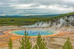 Fotos vom Yellowstone Nationalpark in seiner ganzen Schönheit sind bei der Ausstellung von Steffen Krieger im Haus zur Wildnis zu sehen. (Foto: Steffen Krieger)